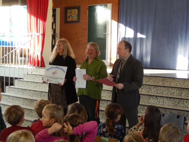 Feier sportfreundliche Schule
