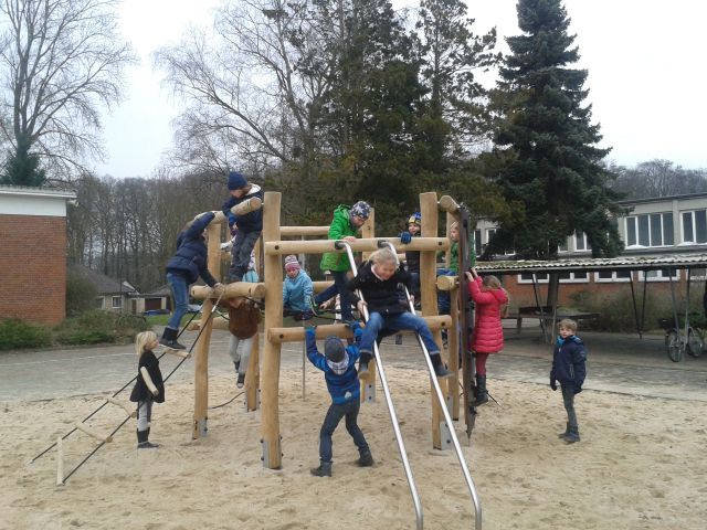 Neue Spielgerte