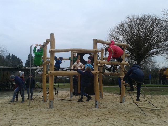Neue Spielgerte